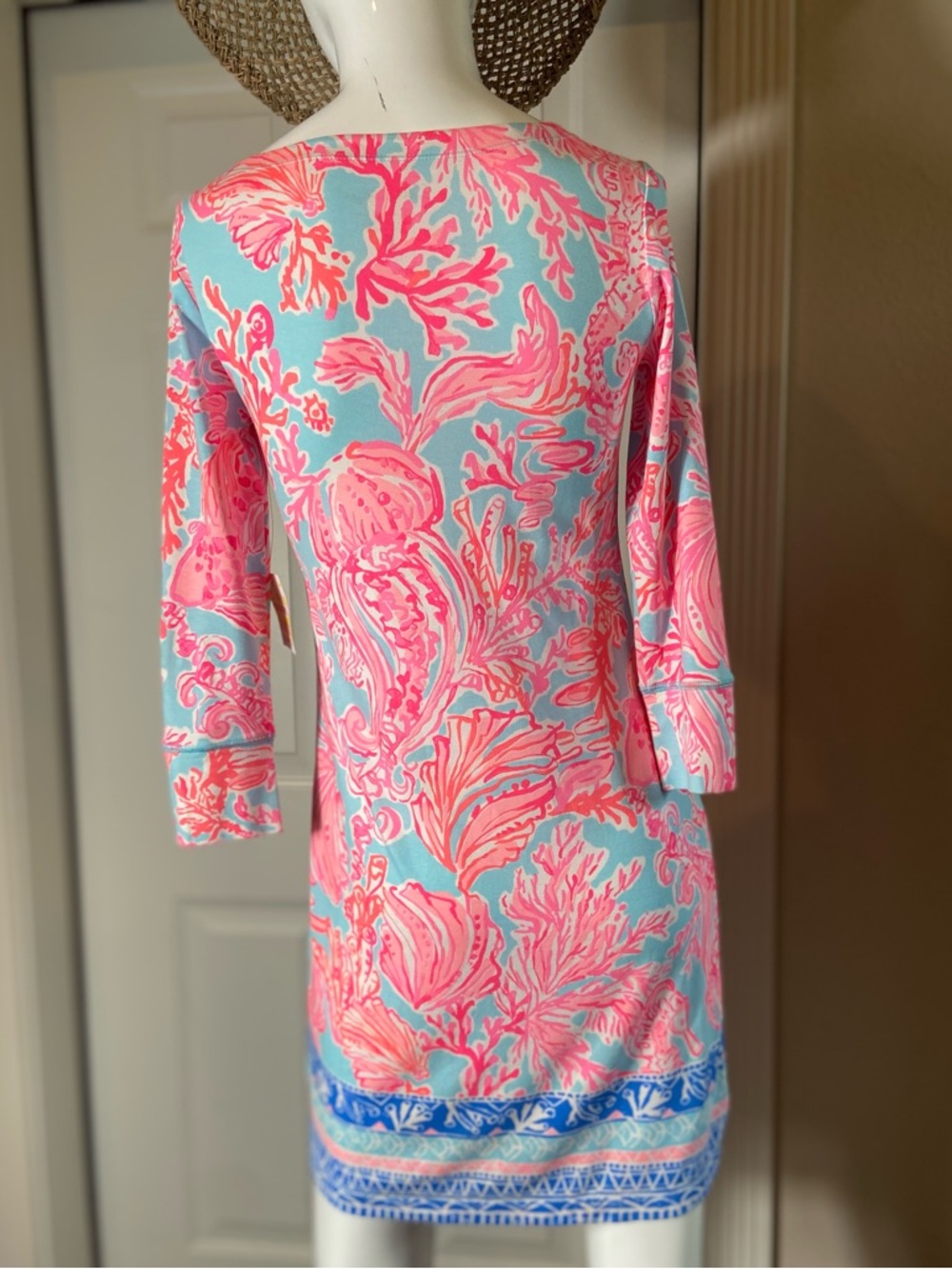 Lily Pulitzer~NWT~Seasalt Blue~UPF 50+~Sophie Dress~3/4 Sleeve~Boat Neck~Size XS - Picture 8 of 16
